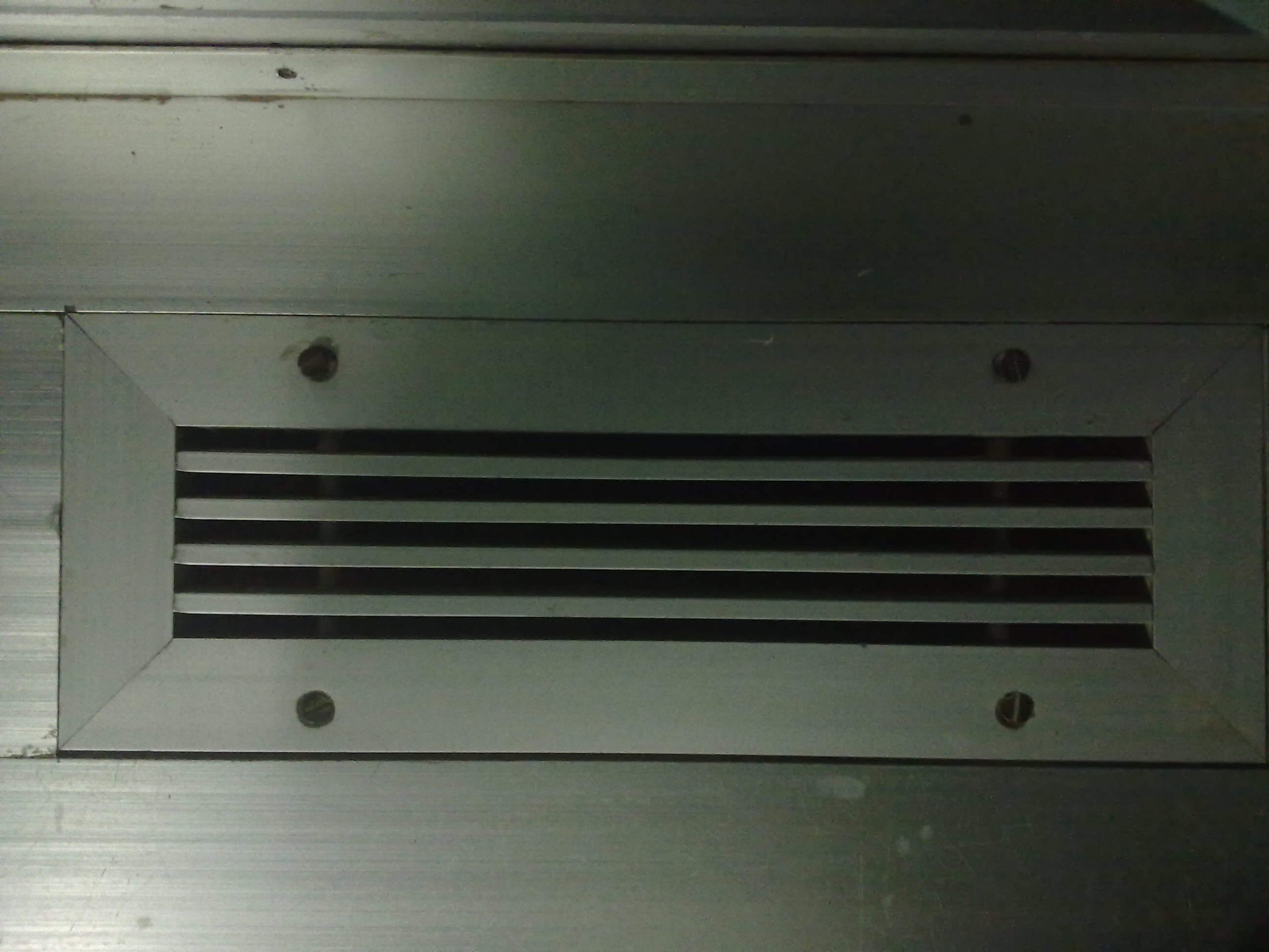 Steel air vent for cold air scaled 1